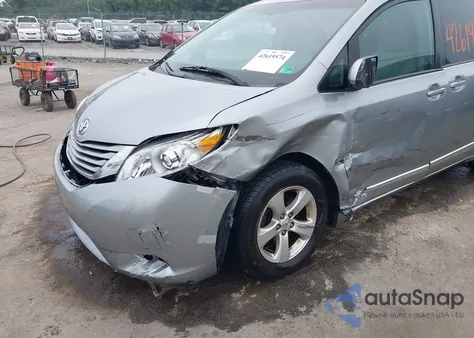 2017 Toyota Sienna Le 8 Passenger from USA, damaged, VIN 5TDKZ3DC4HS802872